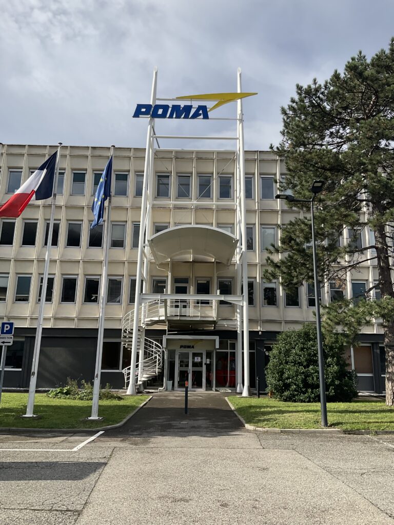 signaletique exterieure industrie poma